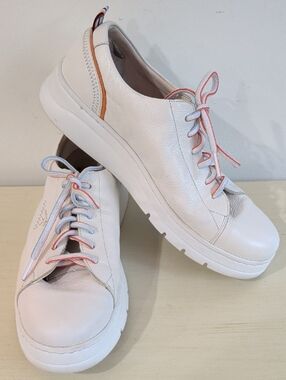 Fluchos White Leather Lace-Up Sneakers with Orange Trim And Rubber Soles Size 41
